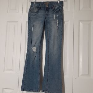 WallFlower butterCup boot cut distressed jeans